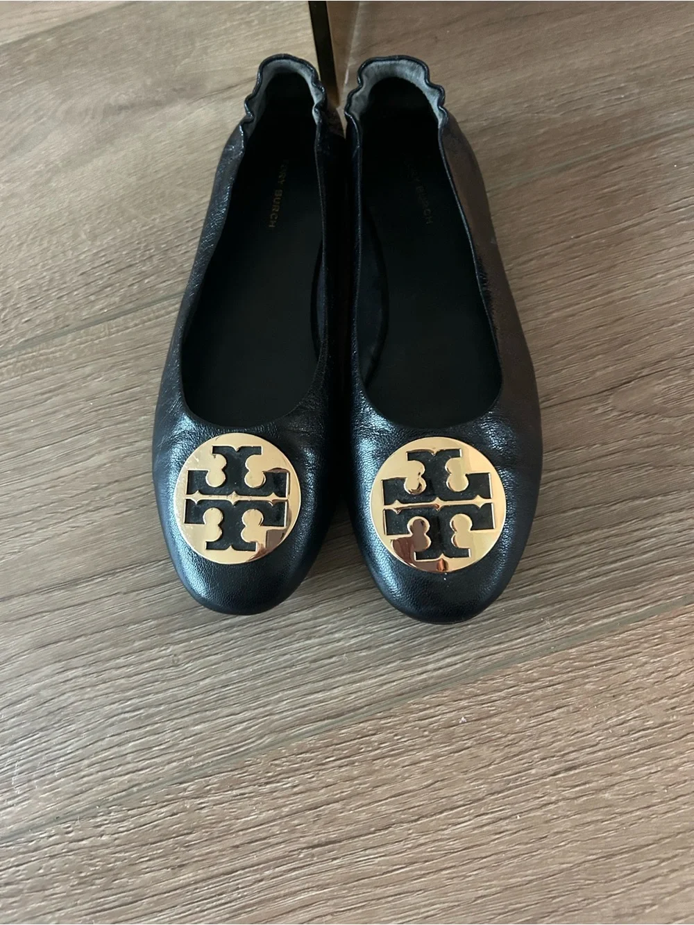 Tory Burch Black Leather Ballet Flats with Gold Logo Medallion